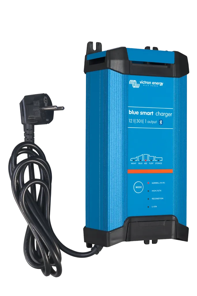 Blue Smart IP22 Charger 12/30(1) 230V AU/NZ