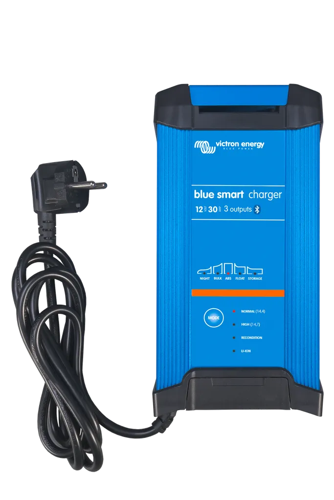 Blue Smart IP22 Charger 12/30(3) 230V AU/NZ