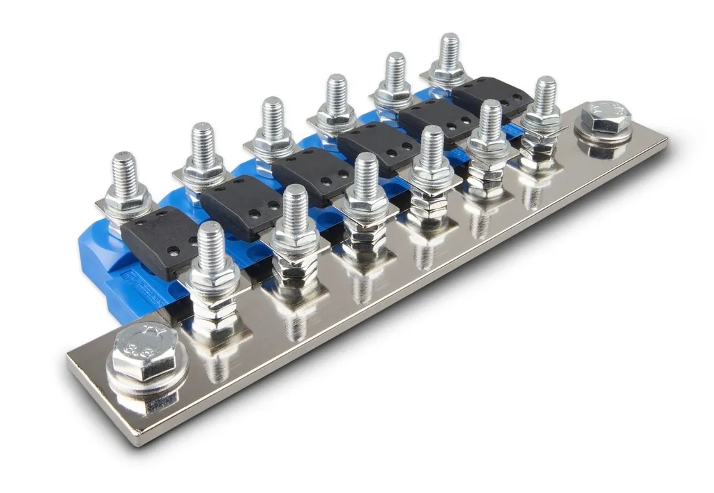 Busbar to connect 6 CIP100200100