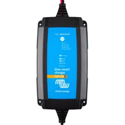 Blue Smart IP65 Charger 24/13(1) 230V UK