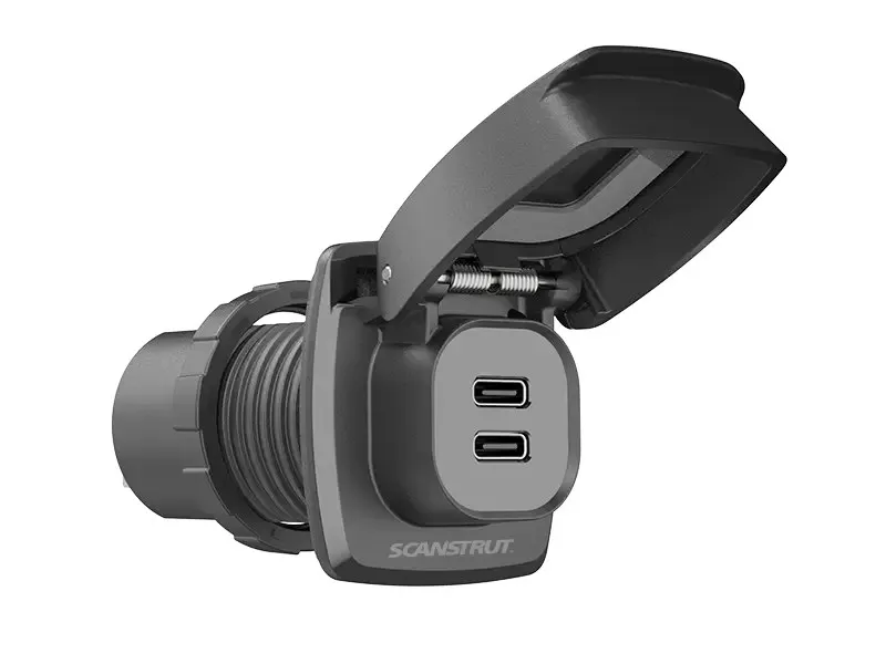 Flip Pro Max - Dual USB-C Charge Socket